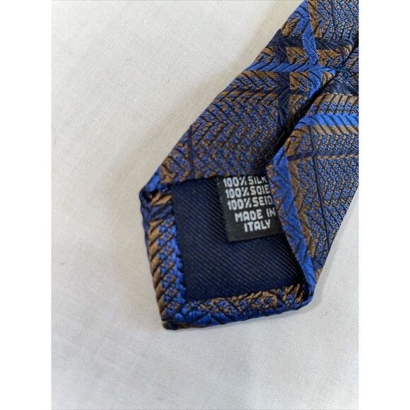 The Men’s Store Bloomingdale’s Men’s Dress Tie Size 56” Blue Striped Silk Italy - Picture 3 of 12